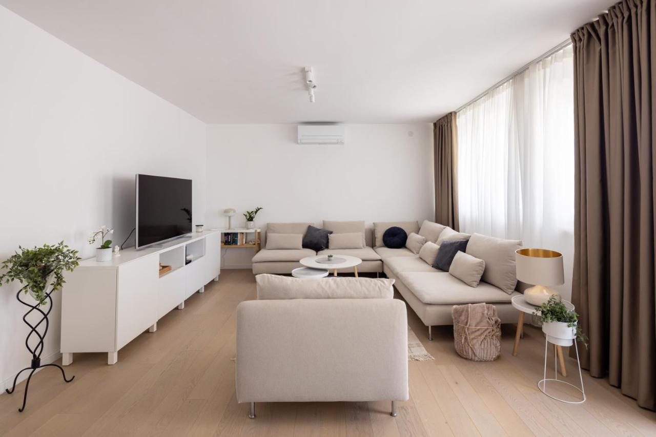 Apartment Nova 4* Dugi Rat Eksteriør bilde